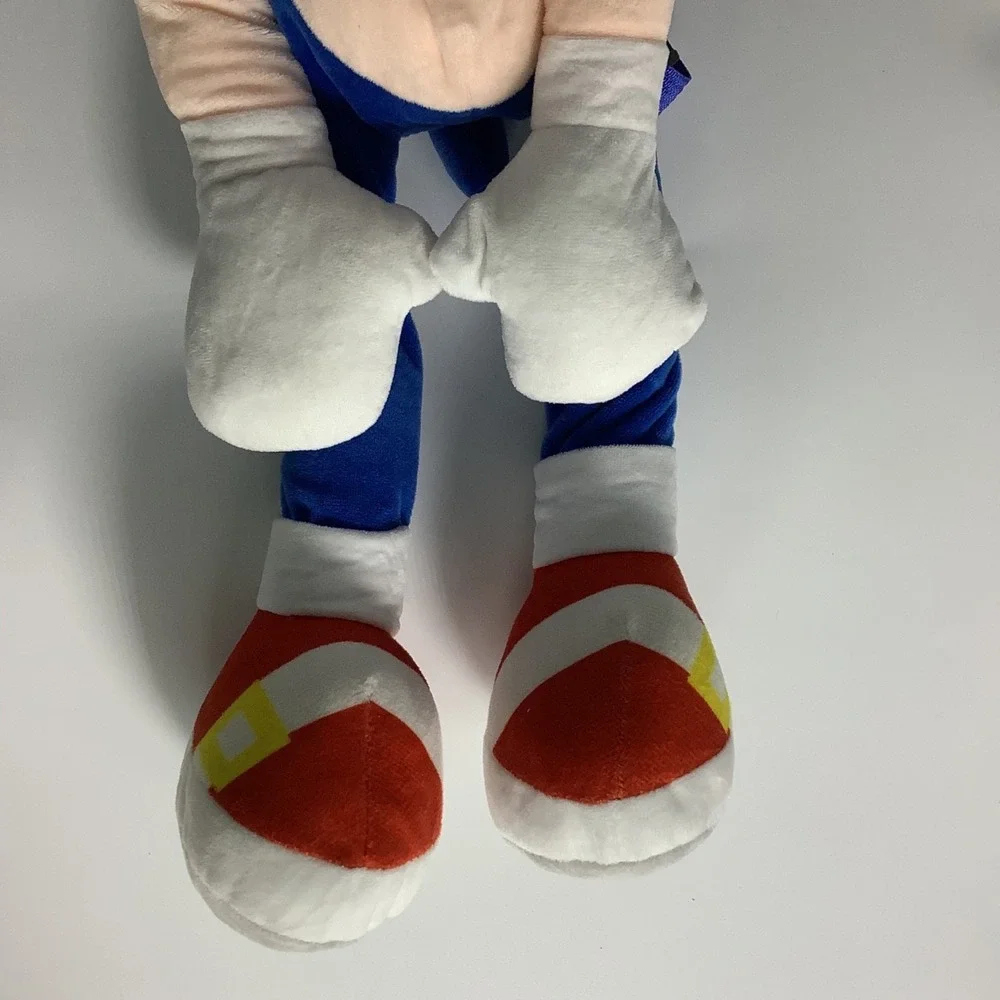 Sonic‎ The Hedgehog Jumbo Plush Backpack